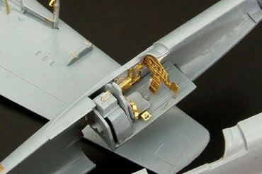 Brengun BRL72069 1:72 North-American P-51H Mustang -- PE parts