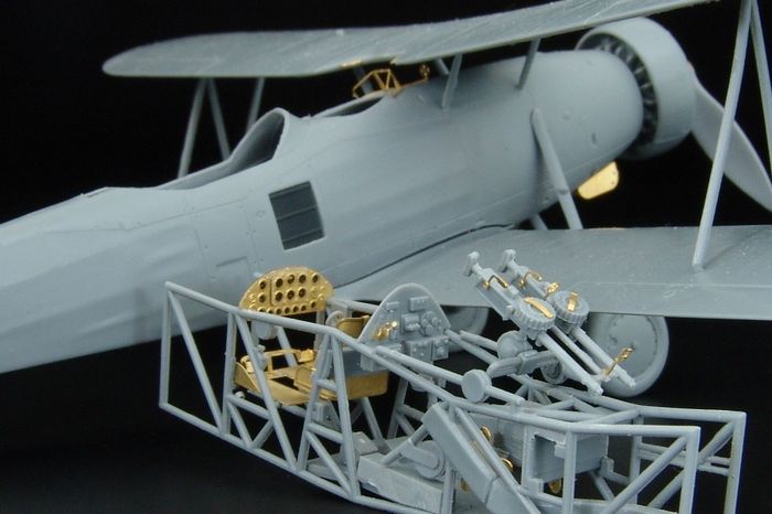 Brengun BRL72100 1:72 Letov S-328 etchings