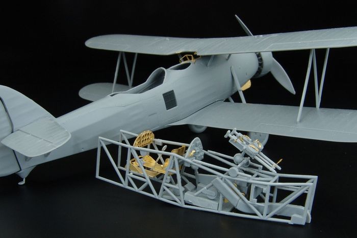 Brengun BRL72100 1:72 Letov S-328 etchings