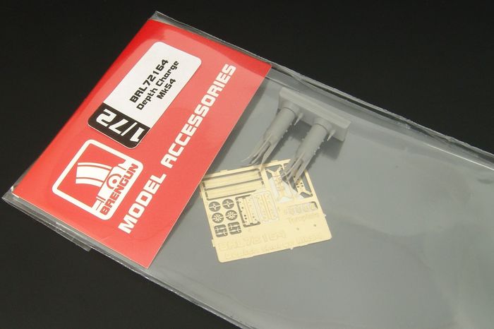 Brengun BRL72164 1:72 Depth Charge Mk.54 x 2