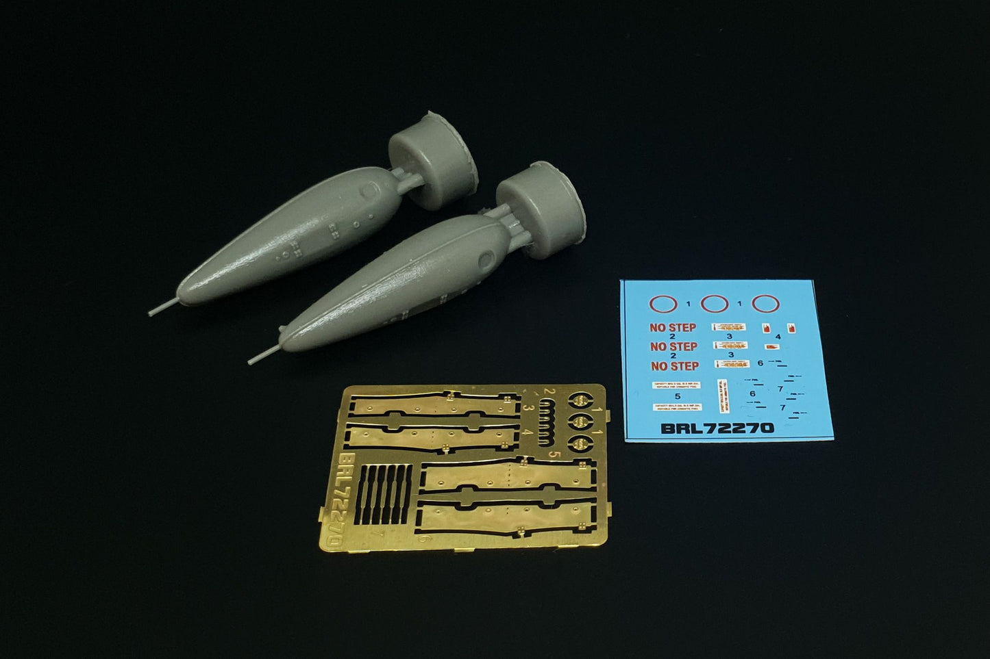 Brengun BRL72270 1:72 US 110 gal drop tank