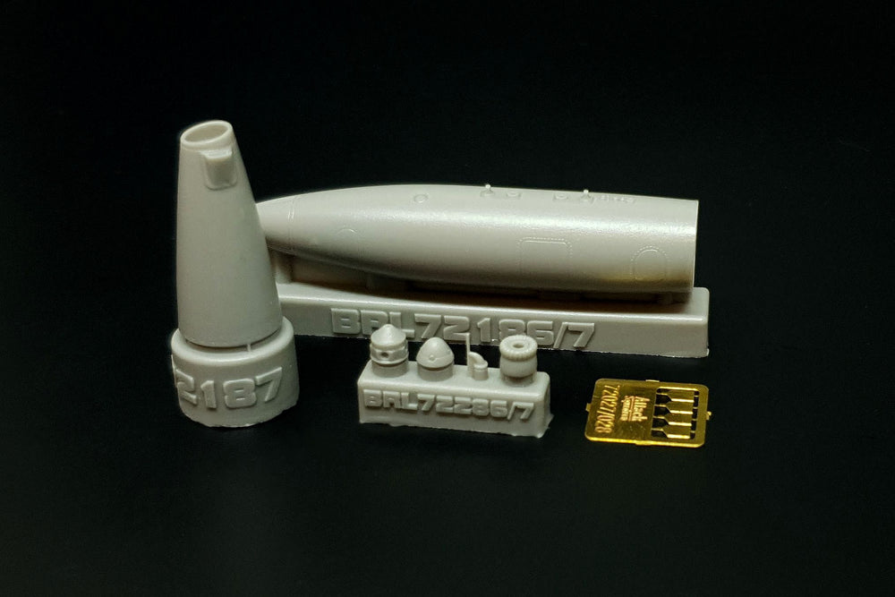 Brengun BRL72287 1:72 D-704 buddy Tank late type