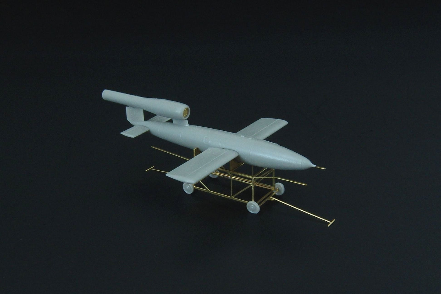 Brengun BRS144037 1:144 Fieseler Fi-103 / V-1 flying bomb