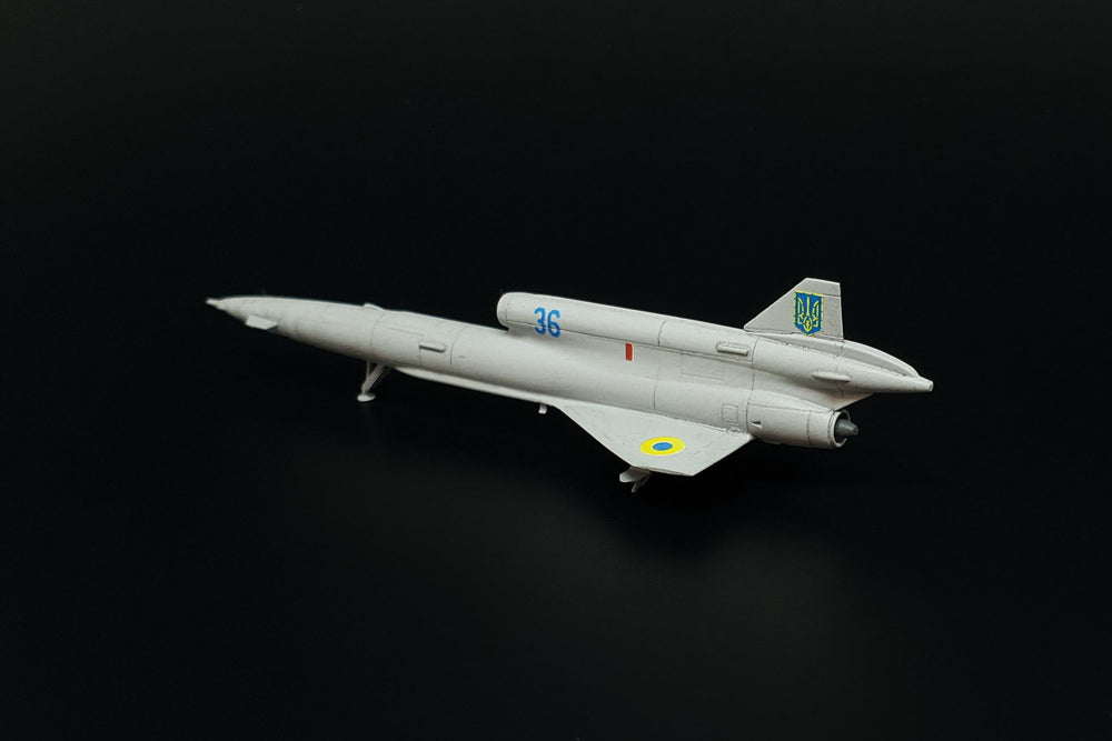 Brengun BRS144065 1:144 Tupolev Tu-141 Strizh soviet jet drone