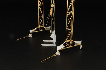 Brengun BRS48004 1:48 German WWII airfield portal crane