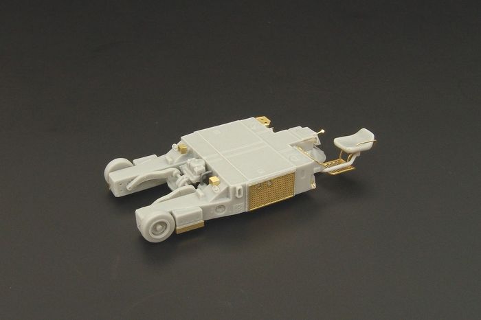 Brengun BRS72003 1:72 A/S32A-32 Spotting dolly tractor