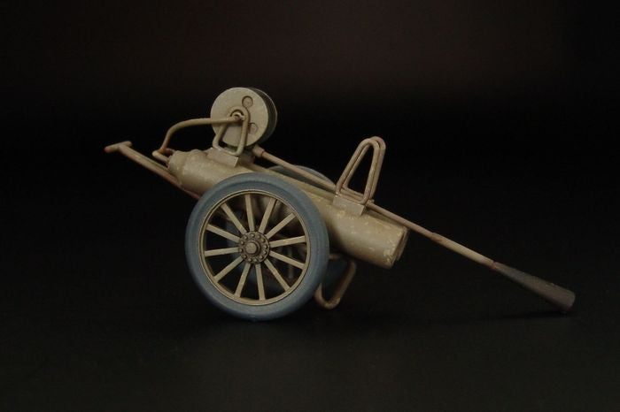 Brengun BRS72010 1:72 Japanese airfield fire-extinguisher