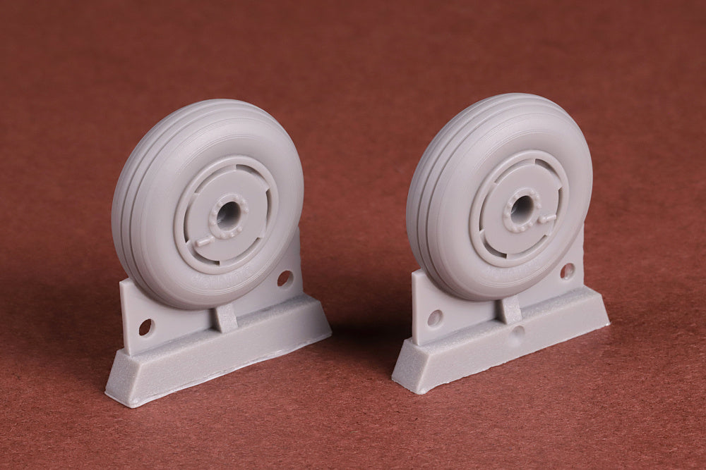 Attittude Aviation BUC-24025 1:24 Supermarine Spitfire 3-spoke wheels