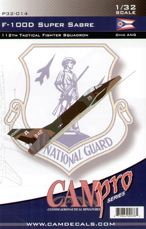 CAM PRO CAMP3214 1:32 North-American F-100D Super Sabre