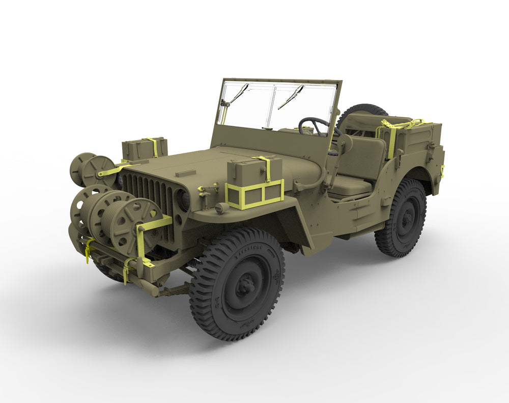 Bronco Models CB35218 1:35 British Recce and signals light truck