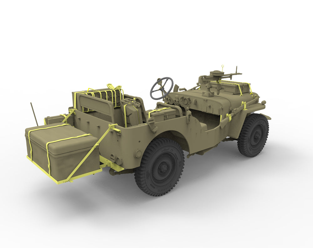 Bronco Models CB35218 1:35 British Recce and signals light truck