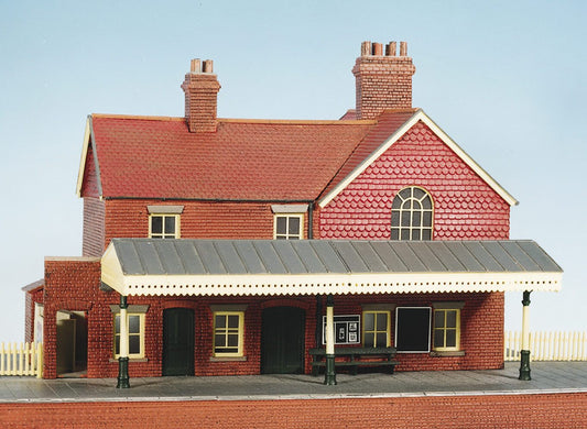 Wills Kits CK16 Country Station with Platform HO/OO Gauge