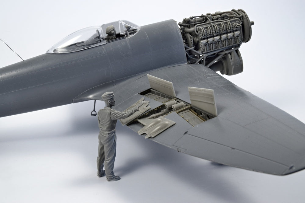 CMK/Czech Master Kits CMF32340 1:32 RAF WWII Hawker Tempest/Typhoon Mechanic