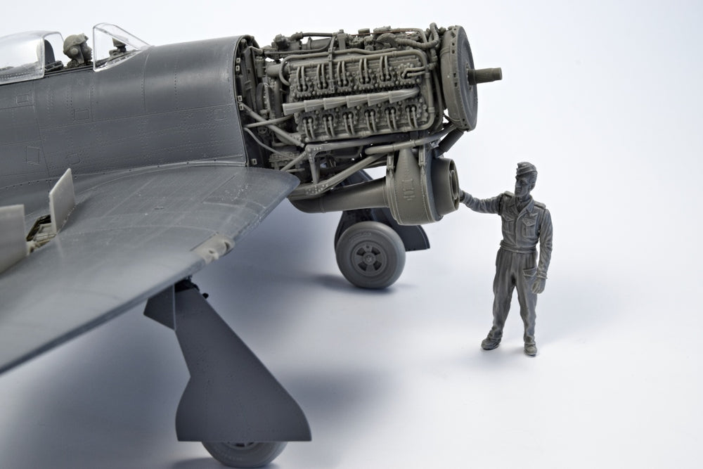 CMK/Czech Master Kits CMF32340 1:32 RAF WWII Hawker Tempest/Typhoon Mechanic