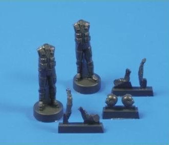 CMK/Czech Master Kits CMF35202 1:35 Bell AH-1 Cobra pilots x 2 standing figures