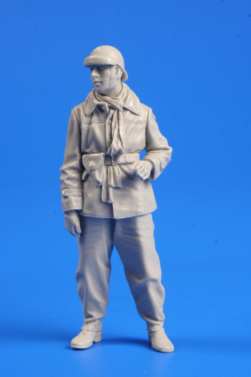 CMK CMF35257 1:35 French WWII Tank Commander Figure