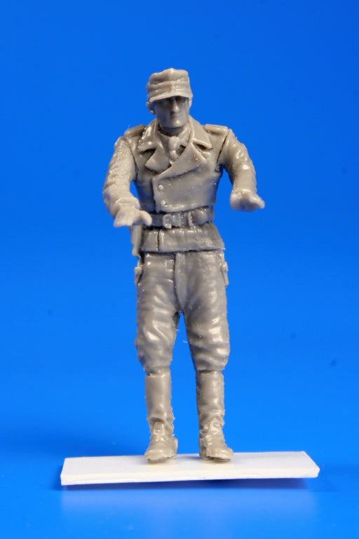 CMK CMF48279 1:48 German WWII Tank Commander Resin Figure
