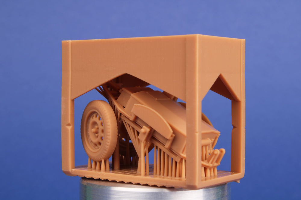 CMK CMF48405 1:48 RAF Mechanic with Accumulator Trolley