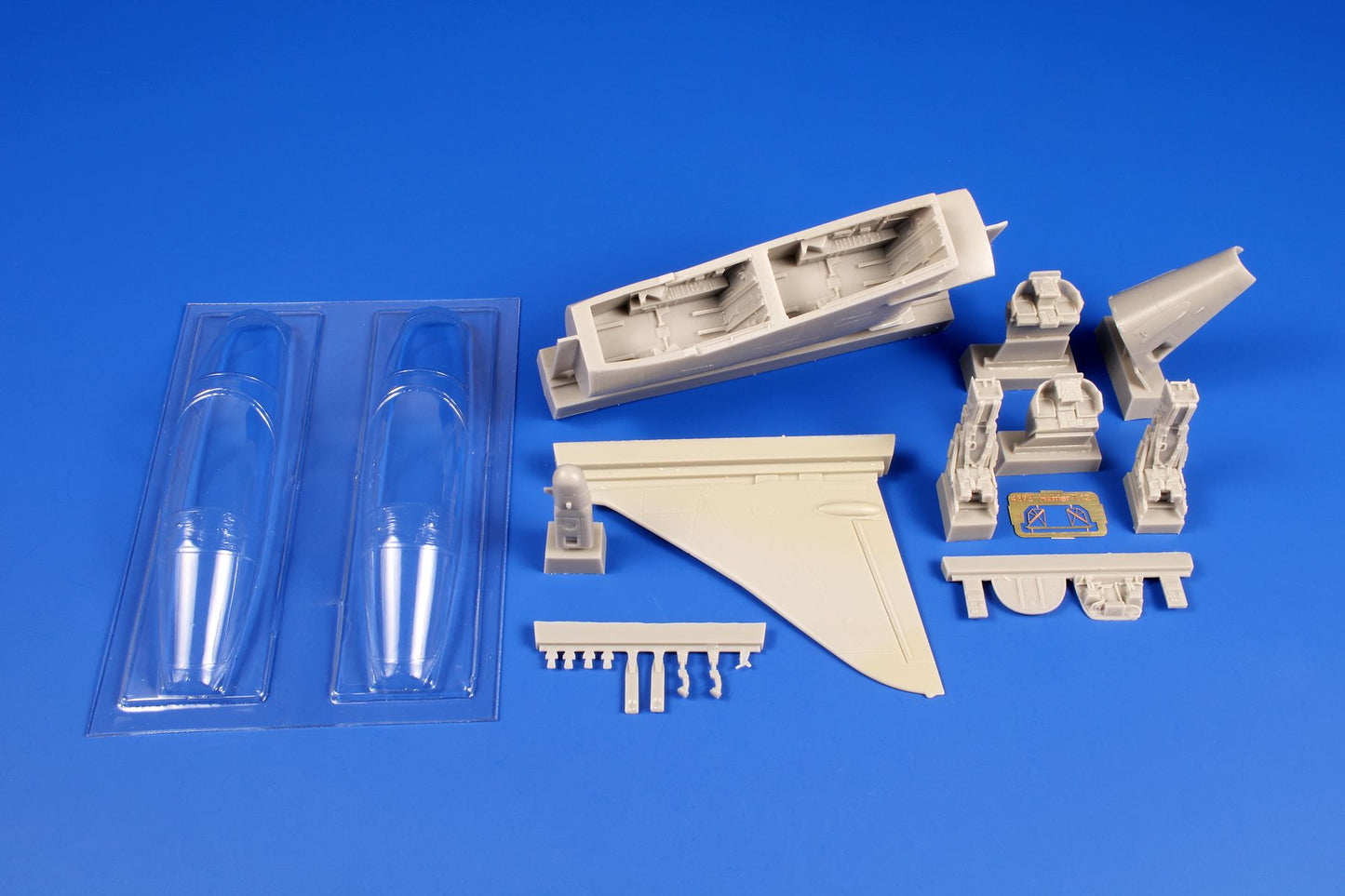 CMK CMK4373 1:48 BAe Harrier T.12 Conversion for Hasegawa GR.7