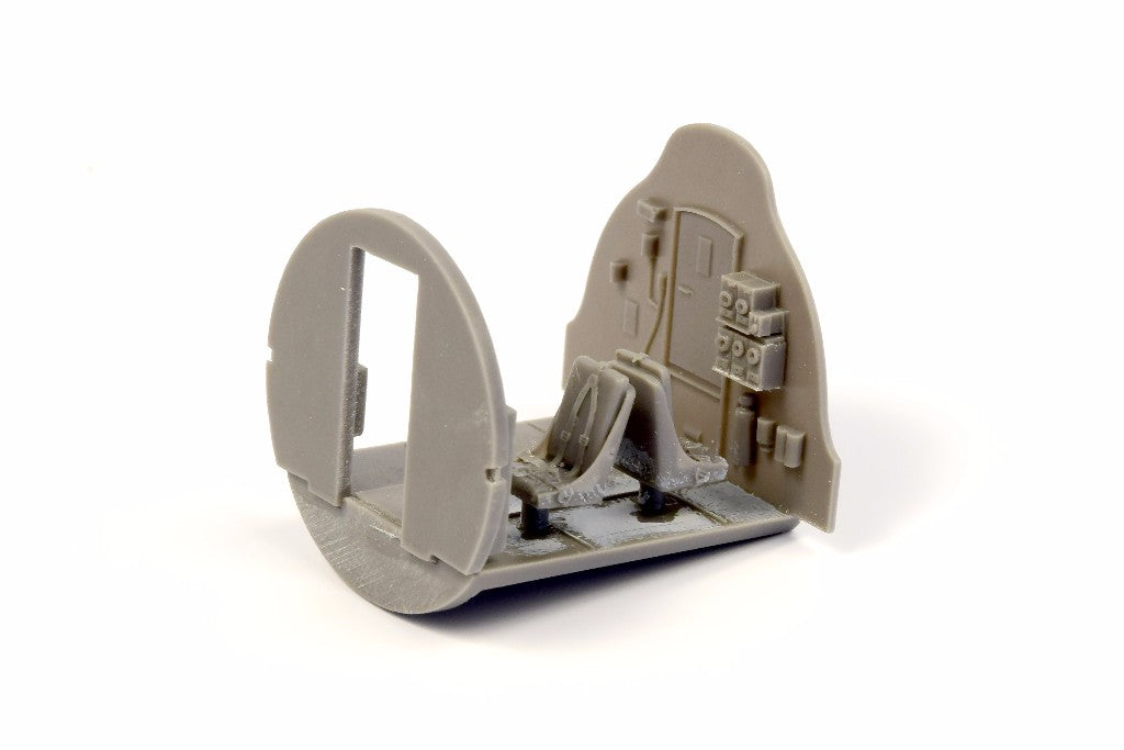 CMK CMK7381 1:72 B-17G Flying Fortress Radio Operator Station