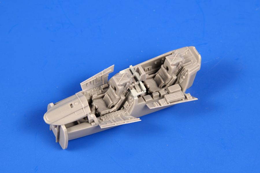 CMK CMK7441 1:72 FG.1 Phantom cockpit correction