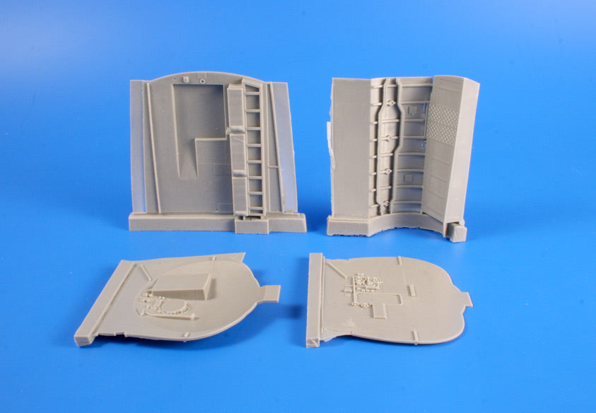CMK/Czech Master Kits CMKN72015 1:72 Type IXC front crew quarters