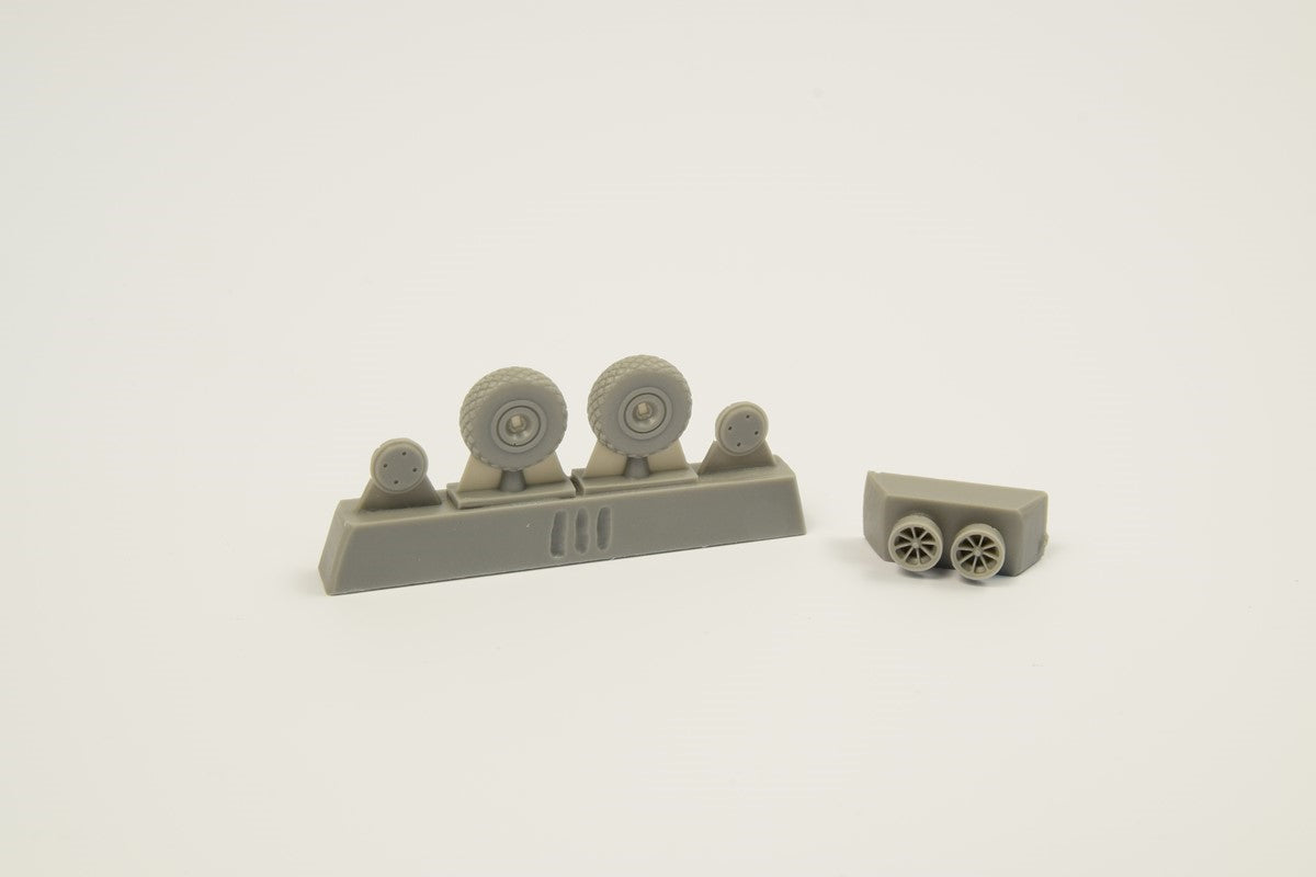 CMK/Czech Master Kits CMQ72297 1:72 Curtiss P-40 Wheels Cross Tread