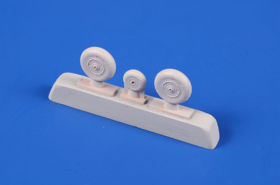 CMK/Czech Master Kits CMQ72362 1:72 Heinkel He-162A 2 main wheels & 1 tail wheel