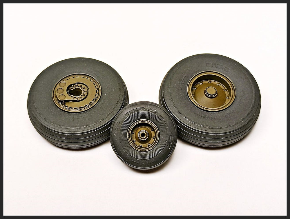 Clear Prop Models CPA35002 1:35 Sikorsky CH-54A "Tarhe" wheel set