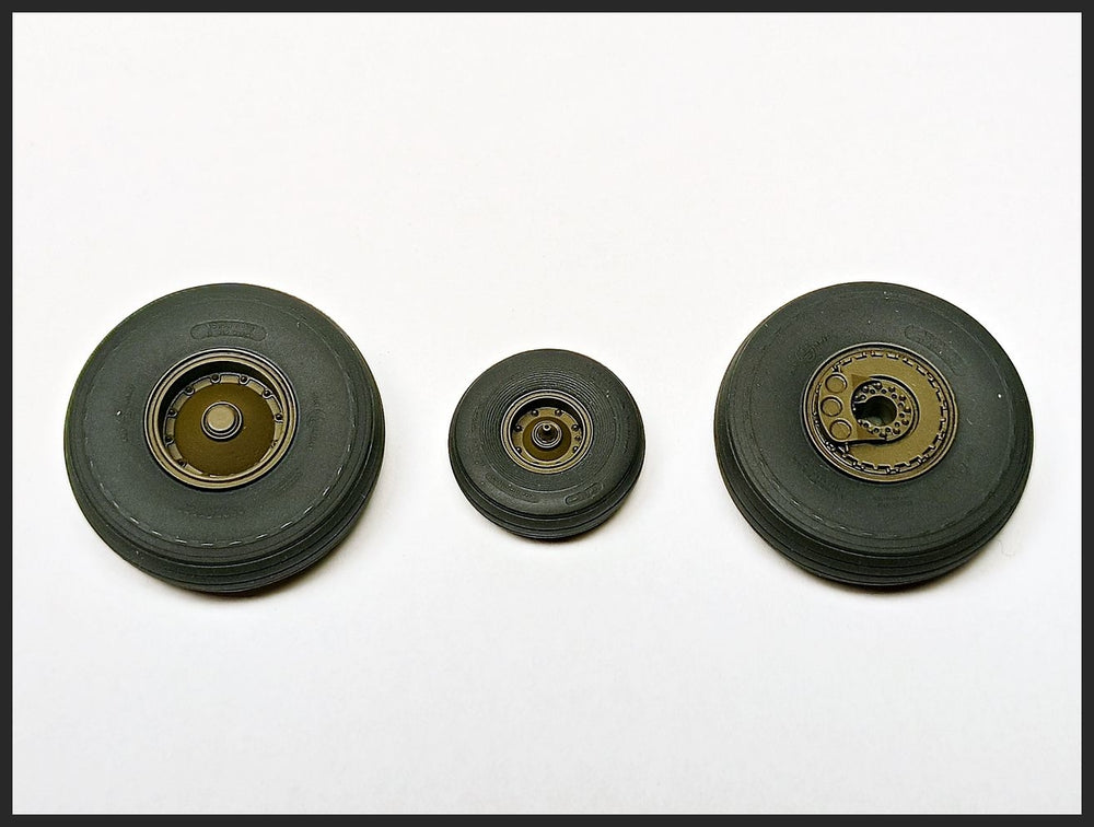 Clear Prop Models CPA35002 1:35 Sikorsky CH-54A "Tarhe" wheel set