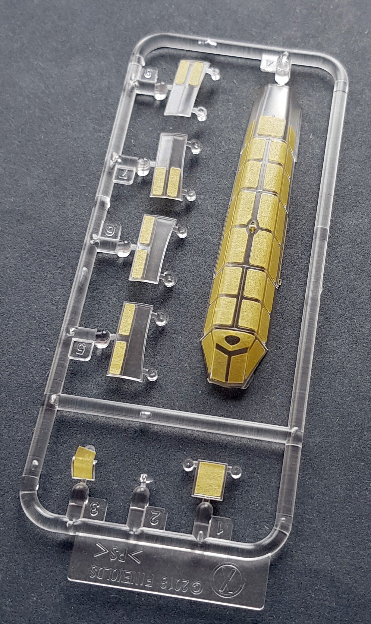 Dead Design Models DDMVM48041 1:48 Mitsubishi Ki-15 Kamikaze canopy mask