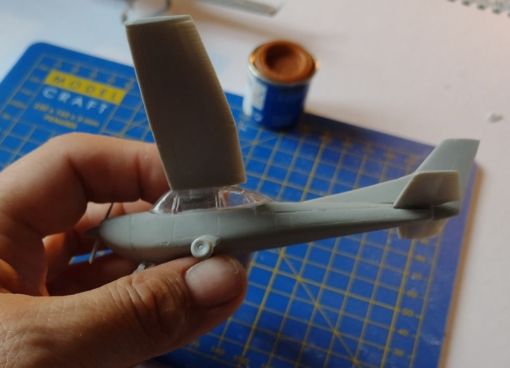 Decarli Model DECAR7222 1:72 Cessna 172 USAF & Iraqi Air Force