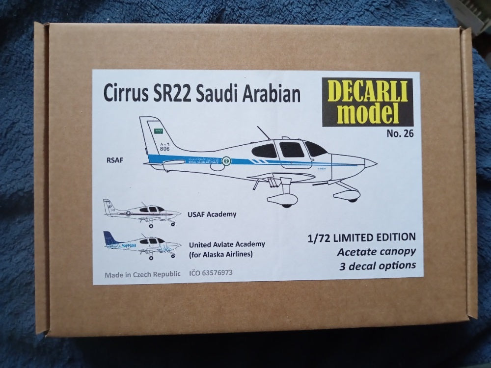 Decarli Model DECAR7226 1:72 Cirrus SR22 Saudi/USAF/Alaska Markings