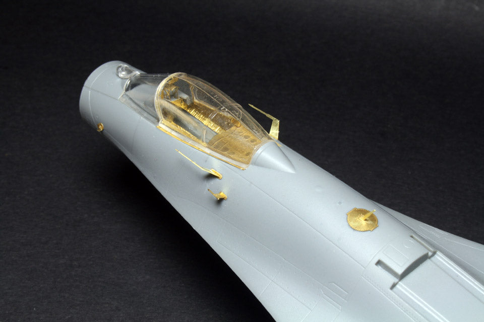 Dream Model DM0537 1:72 PE for Sukhoi Su-27 Flanker Late version