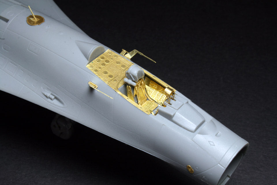 Dream Model DM0537 1:72 PE for Sukhoi Su-27 Flanker Late version