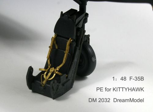 Dream Model DM2032 1:48 Lockheed-Martin F-35B Lightning II
