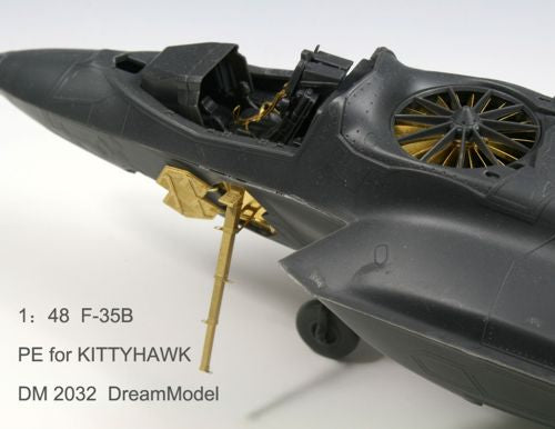 Dream Model DM2032 1:48 Lockheed-Martin F-35B Lightning II