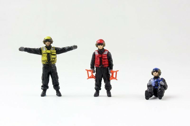Dream Model DM720009 1:72 Harbin Z-9DJ Navy Carrier Rescue Helicopter