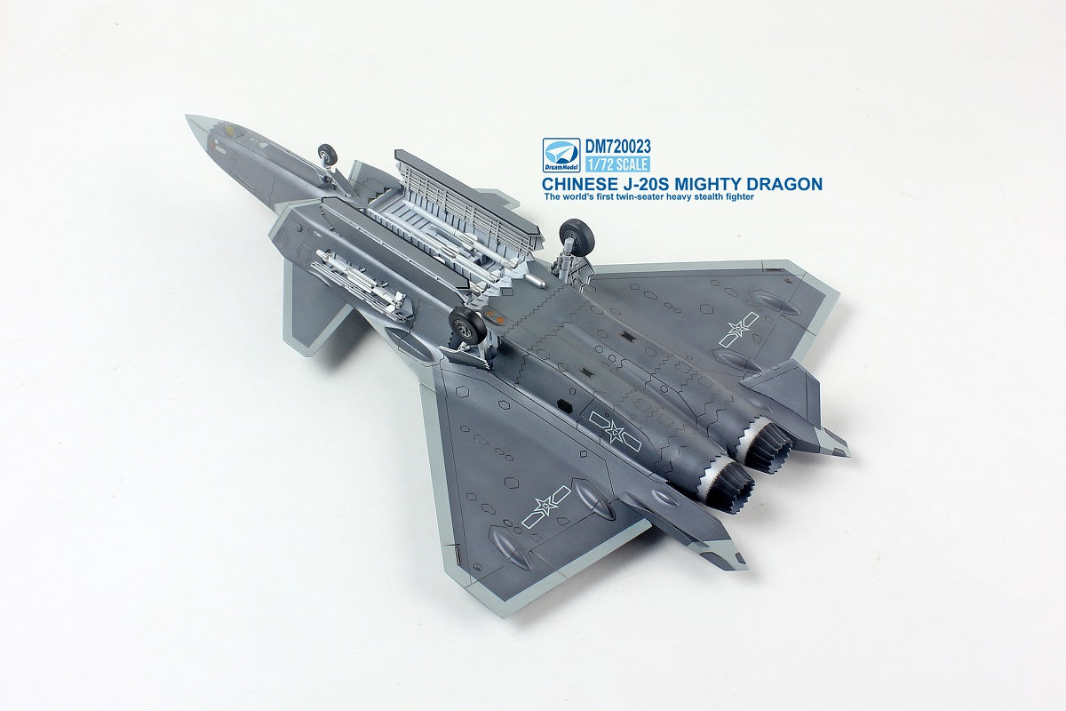 Dream Model DM720023 1:72 Chengdu J-20 S 'Mighty Dragon'