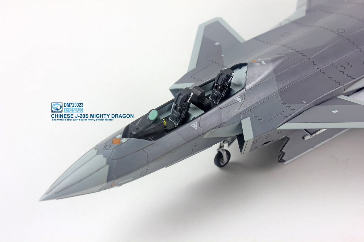 Dream Model DM720023 1:72 Chengdu J-20 S 'Mighty Dragon'