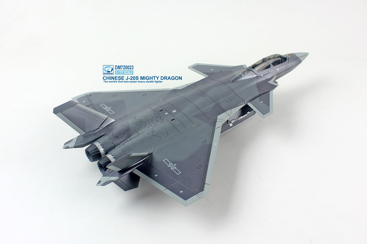 Dream Model DM720023 1:72 Chengdu J-20 S 'Mighty Dragon'