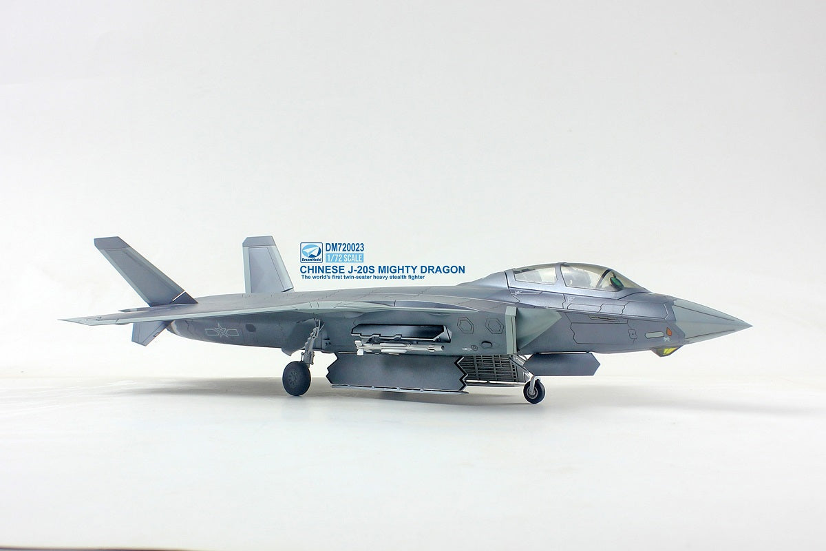 Dream Model DM720023 1:72 Chengdu J-20 S 'Mighty Dragon'