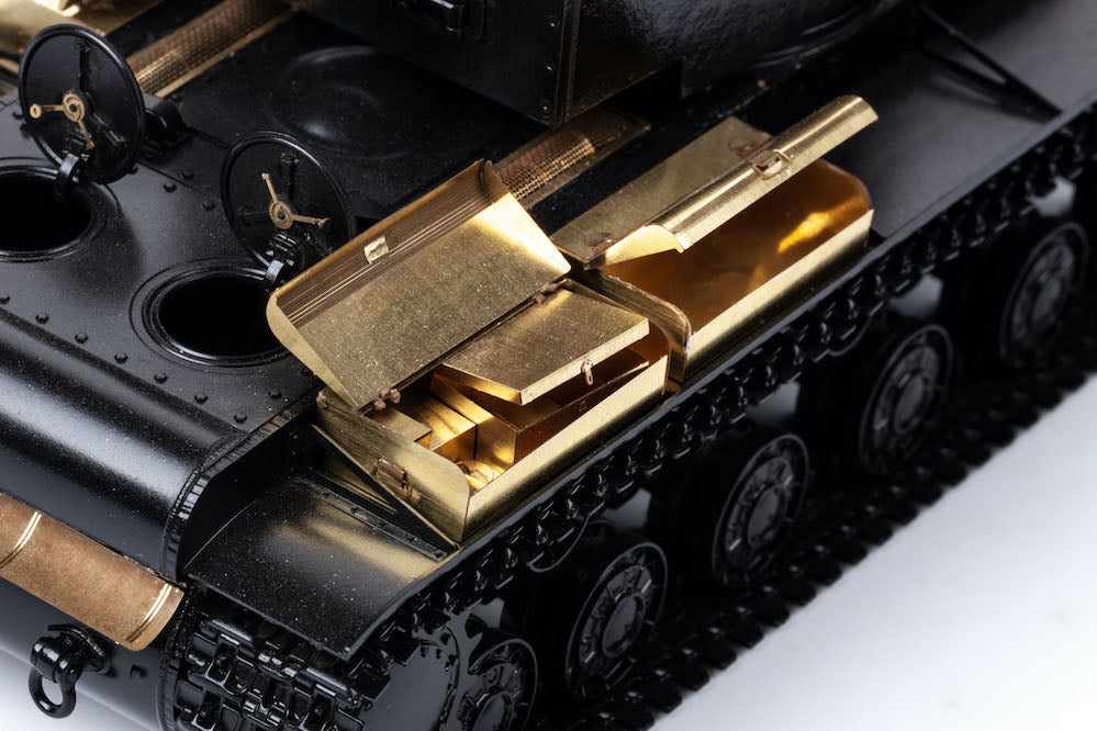 Eduard ED36481 1:35 Soviet KV-2