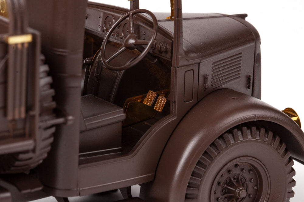 Eduard ED36510 1:35 WWII British Army 30cwt 4x2 G.S