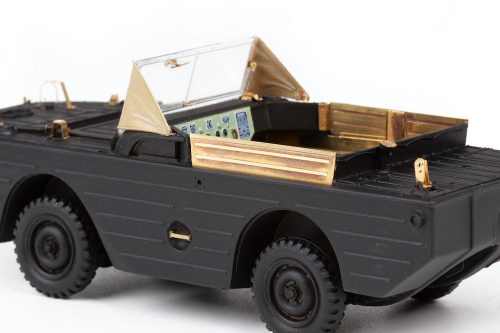 Eduard ED36535 GPA amphibian 4x4 truck 1:35