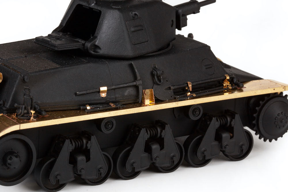 Eduard ED36536 H39 French Light Tank 1:35
