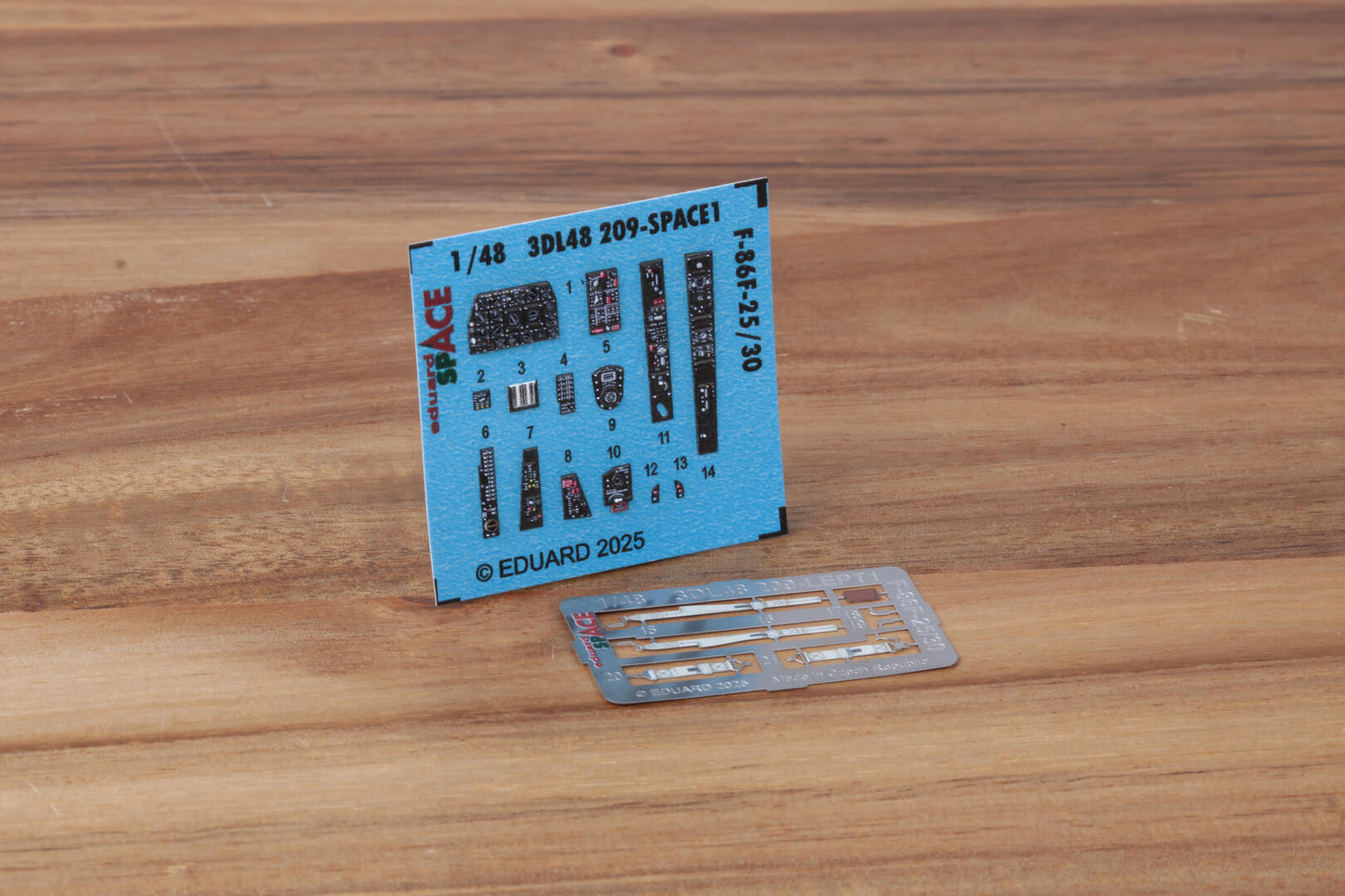 Eduard ED3DL48209 1:48 North-American F-86F-25/30 Sabre SPACE