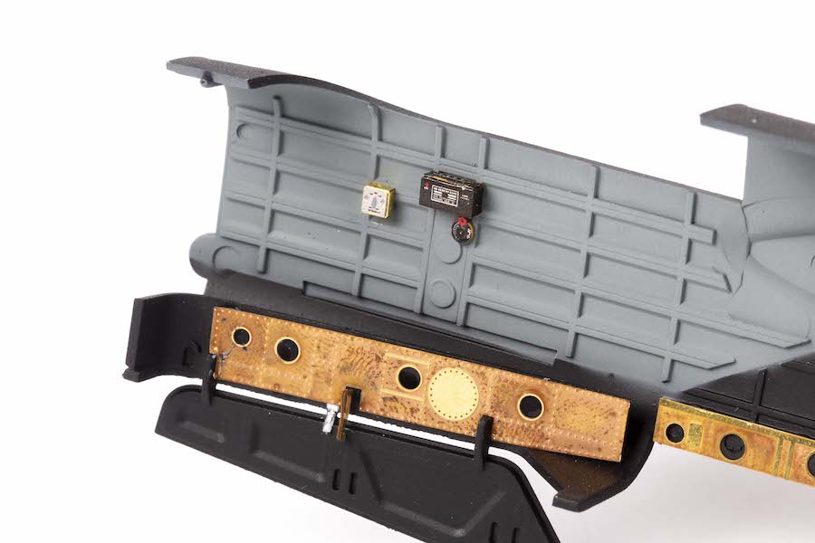 Eduard ED481080 1:48 Douglas B-26K Invader exterior & undercarriage