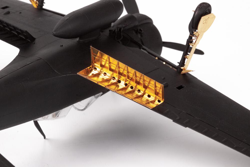 Eduard ED481105 1:48 Mitsubishi A6M2b Zero Fighter Model 21 landing flaps