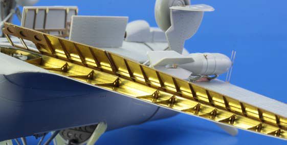 Eduard ED48806 1:48 Sukhoi Su-2 Soviet Light Bomber landing flaps